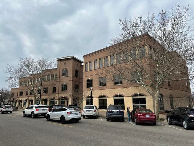 85 E 8th Street 250, Holland, MI 49423