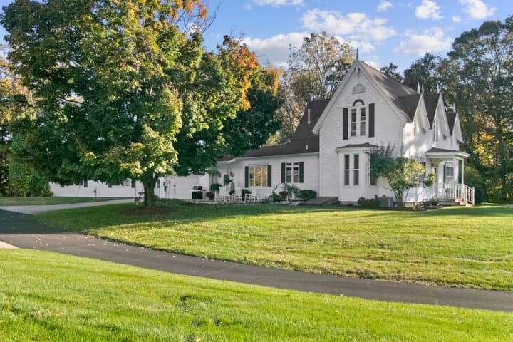 1532 34th Street, Allegan, MI 49010