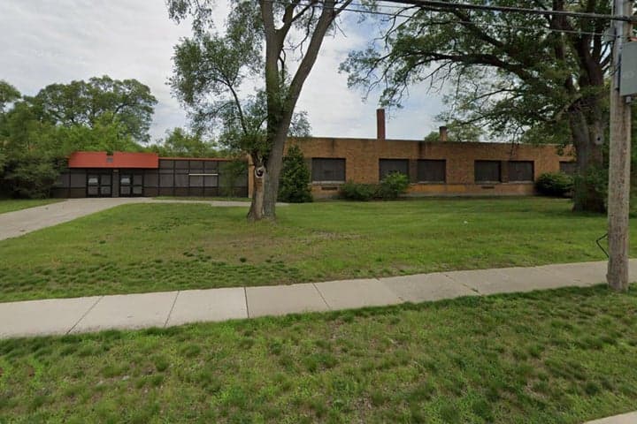 1442 E Broadway Avenue BLDG, Norton Shores, MI 49444