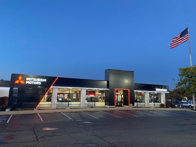 5900 Highland Road, Waterford, MI 48327