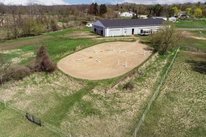10880 S Francis Road, Dewitt, MI 48820