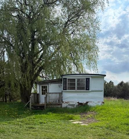 7957 30th Avenue, Evart, MI 49631