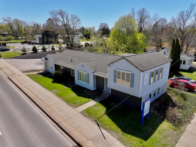 1200 S Mitchell Street, Cadillac, MI 49601