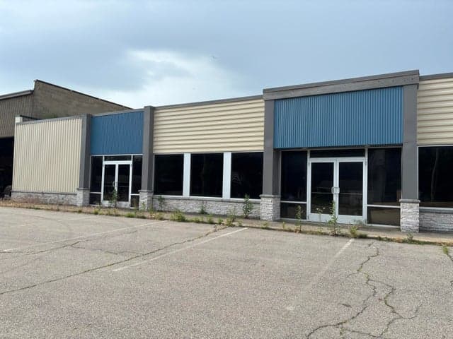 1160 E Napier Avenue, Benton Harbor, MI 49022