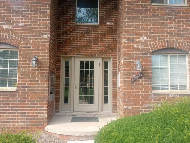 19639 W 12 Mile Road Road 104, Southfield, MI 48076