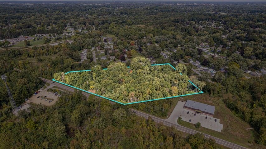 3845 Weatherwax Drive, Jackson, MI 49203
