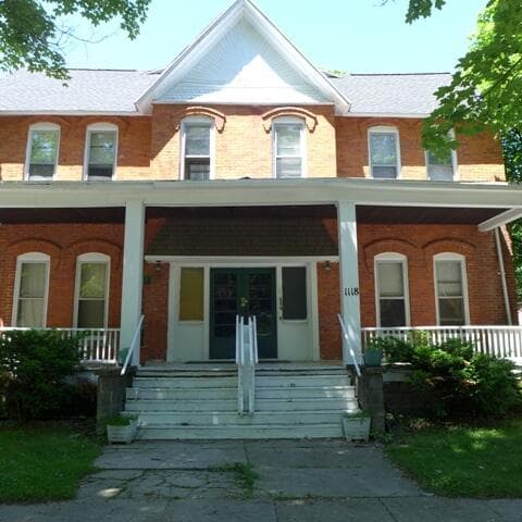 1120 Jefferson Avenue, Kalamazoo, MI 49006