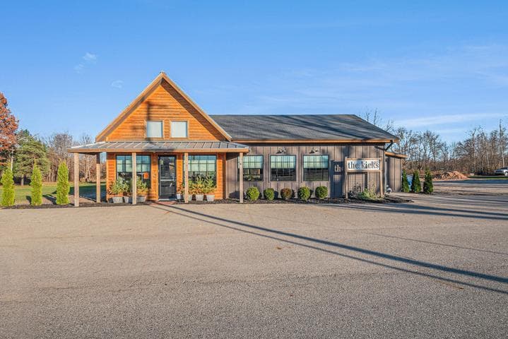 14620 Lincoln Lake Avenue NE, Gowen, MI 49326