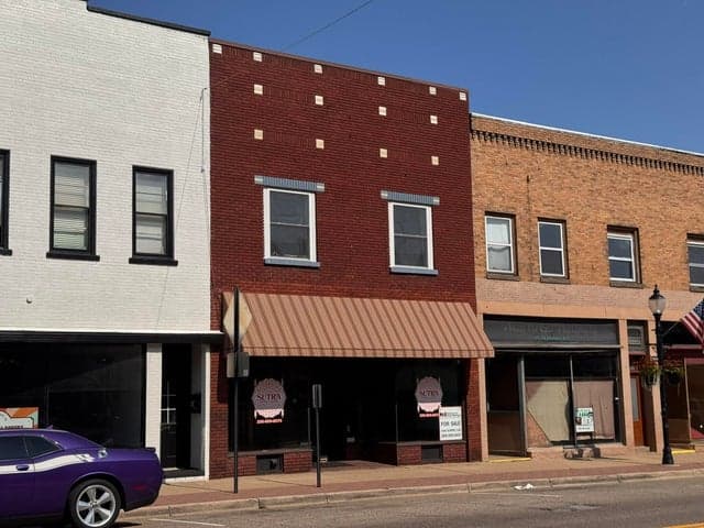 13 N Main Street, Three Rivers, MI 49093