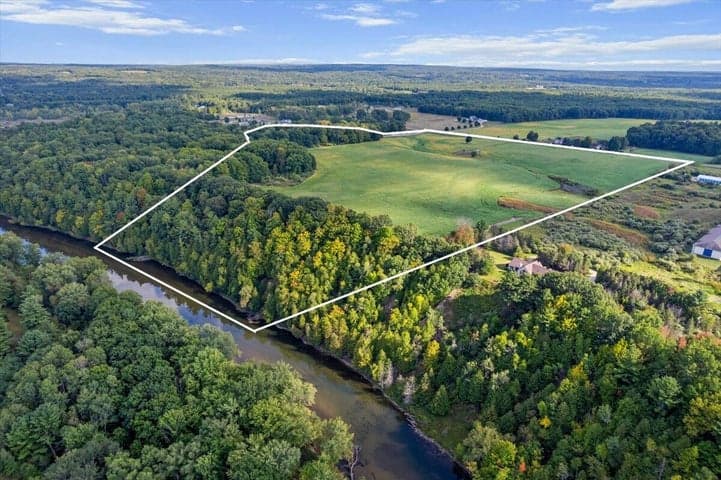19400 14 Mile Road, Big Rapids, MI 49307