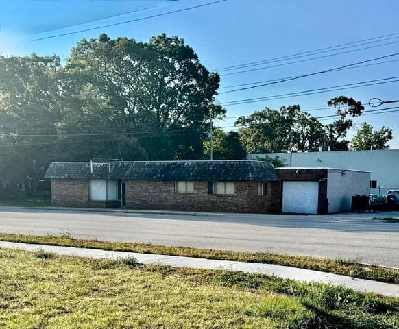 375 W Sherman Boulevard, Muskegon, MI 49444