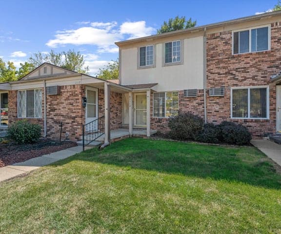 61119 Heritage Boulevard 3, South Lyon, MI 48178