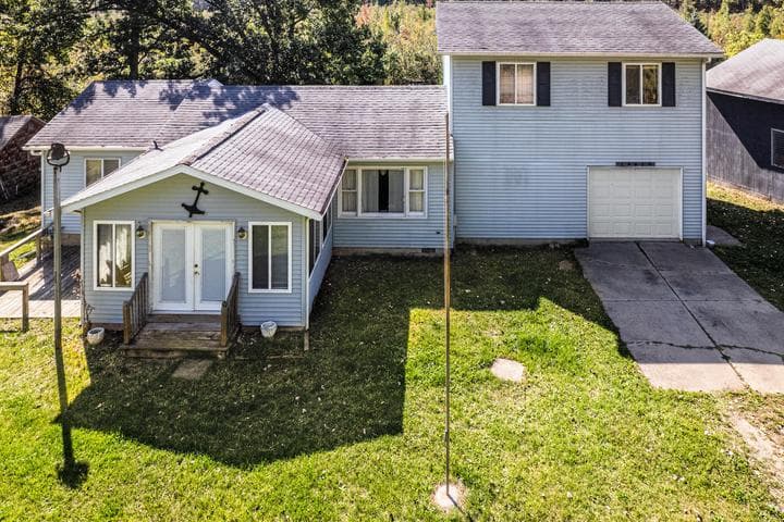 19419 Bullhead Lake Drive, Rodney, MI 49342