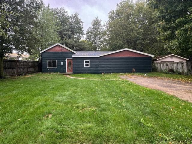 117 Lovell Street, Schoolcraft, MI 49087