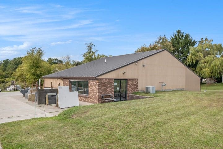 7887 Elm Avenue, Newaygo, MI 49337