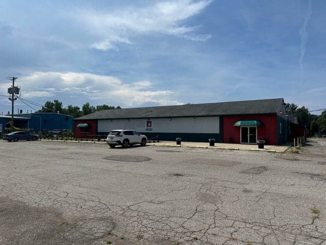 1134 S Crystal Avenue, Benton Harbor, MI 49022