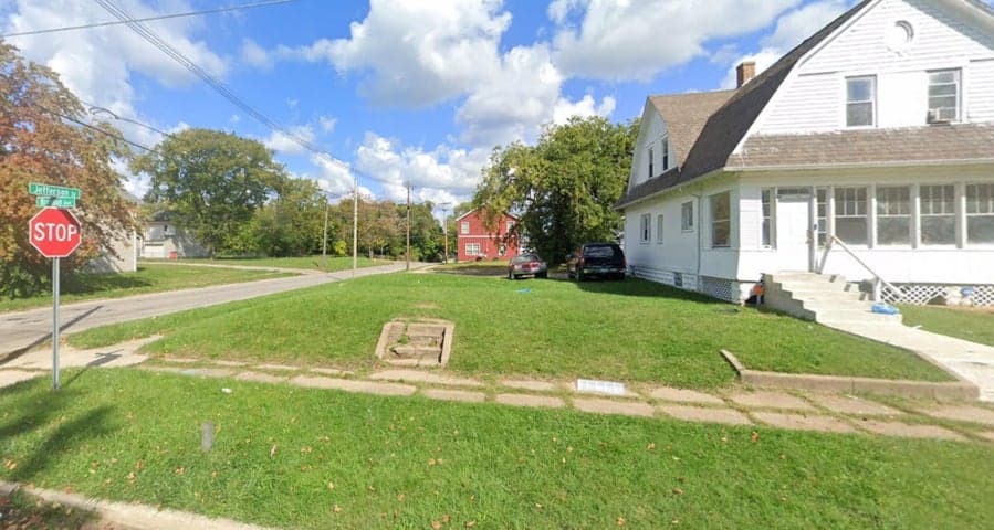 363 Brunson Avenue, Benton Harbor, MI 49022