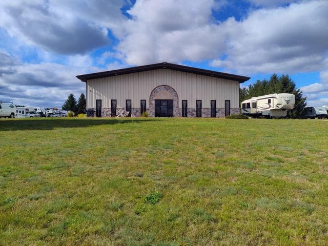 8650 Midstate Drive, Mecosta, MI 49332