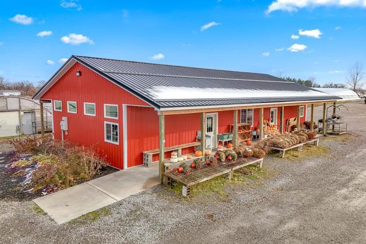 645 S Meridian Road, Hudson, MI 49247