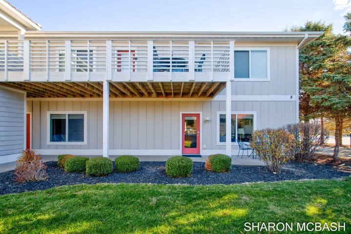 320 Blue Star Highway 35, Douglas, MI 49406