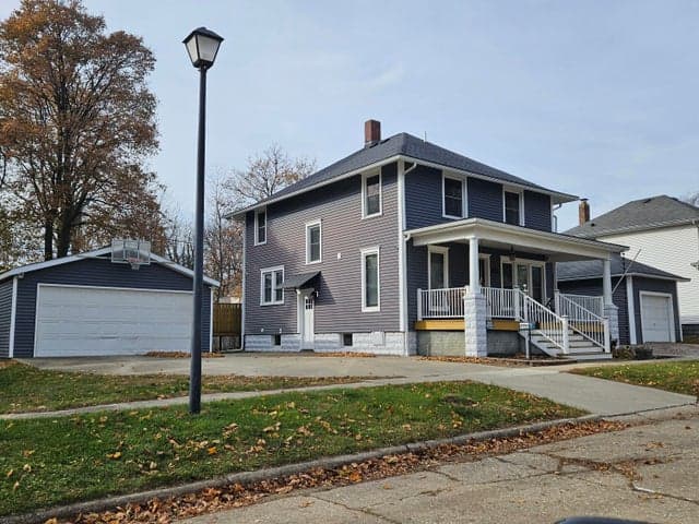 1210 Guernsey Court, St. Joseph, MI 49085