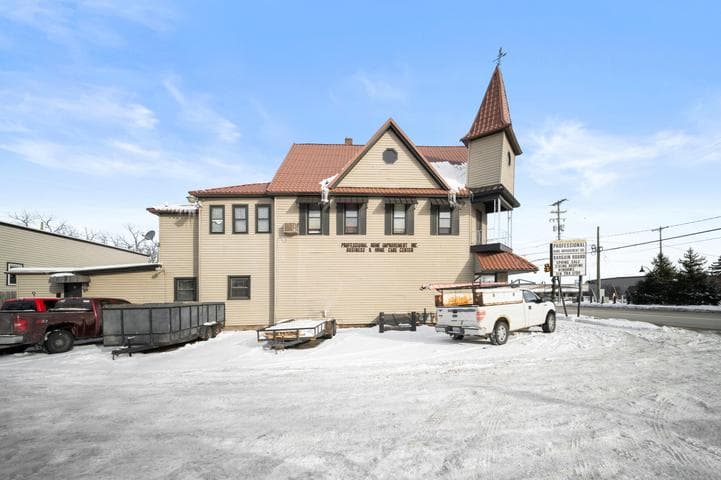Photo 6
