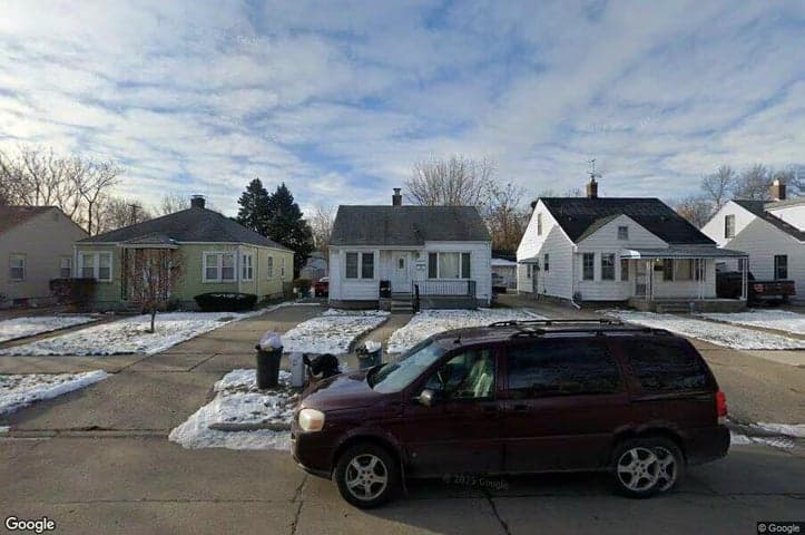 18794 Woodside Street, Harper Woods, MI 48225