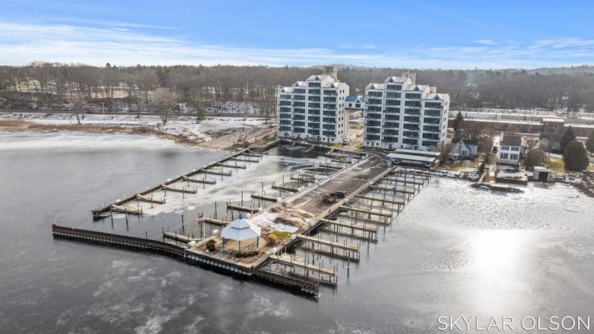 2964 Lakeshore Drive E701, Muskegon, MI 49441