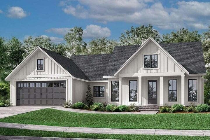 15080 Steve's Drive, Grand Haven, MI 49417