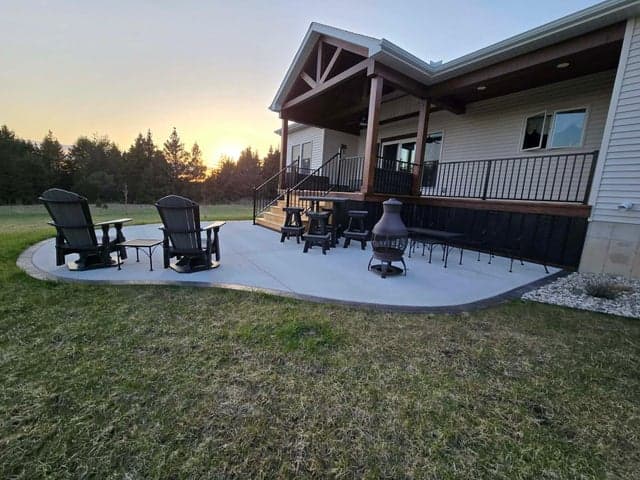 110 Bedford Court, Cadillac, MI 49601