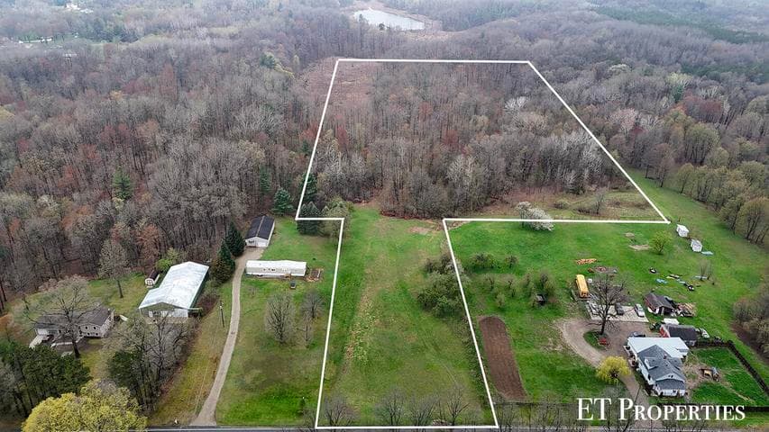 14255 Myers Lake Avenue NE, Cedar Springs, MI 49319
