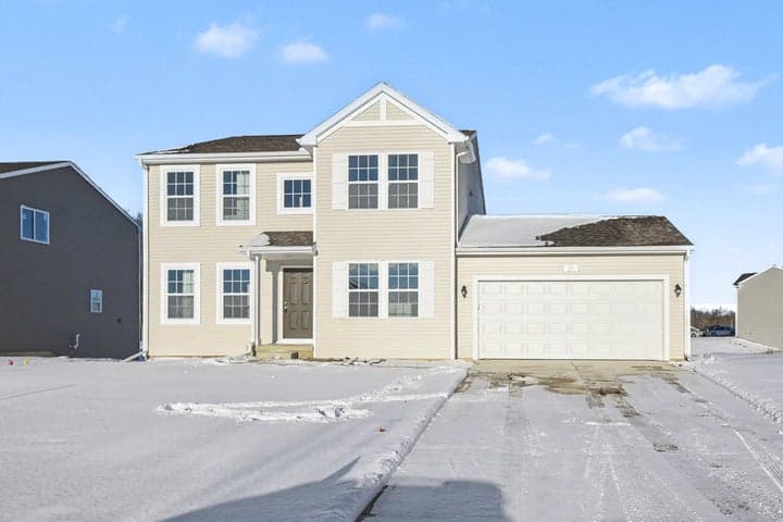 5570 Mammoth Drive SE, Caledonia, MI 49316