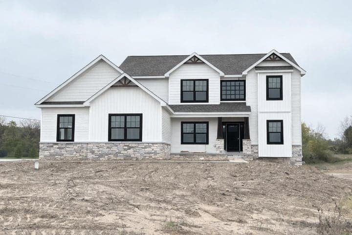 9943 White Tail Drive, Saline, MI 48176