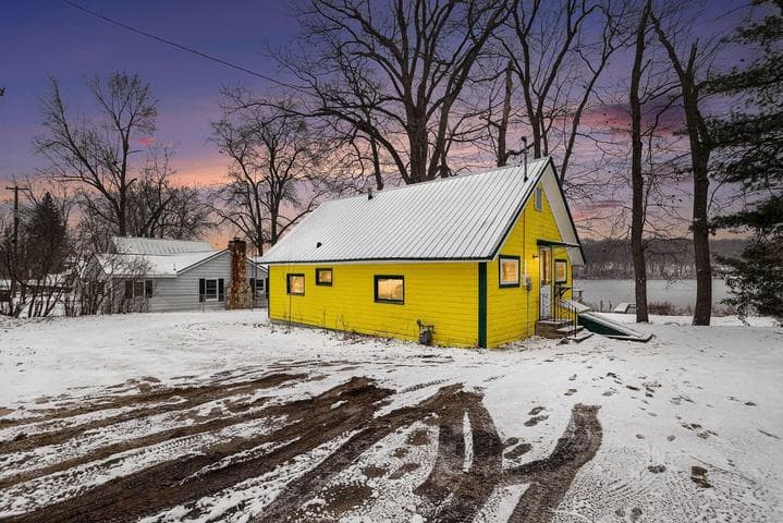 12093 Winans Drive, Dowling, MI 49050