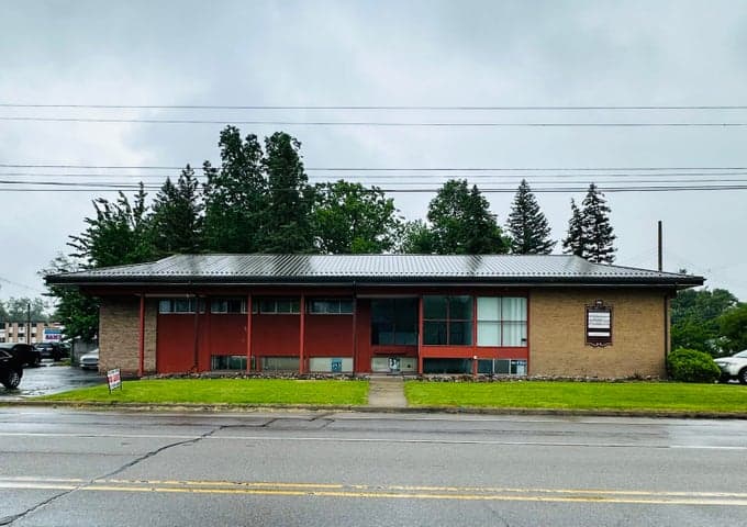 3911 W Michigan Avenue, Lansing, MI 48917