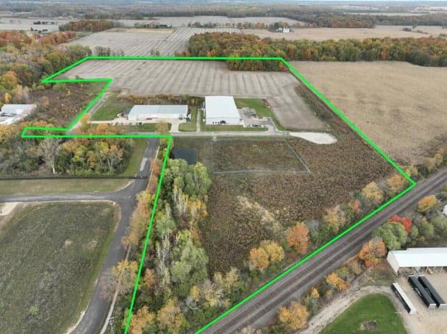 870 Labar Drive, Cassopolis, MI 49031