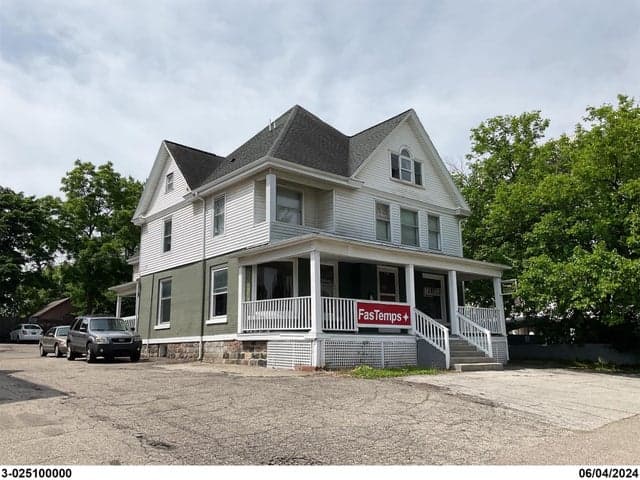 707 W Michigan Avenue, Jackson, MI 49201