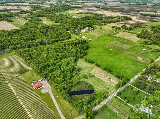 438 E Snow Road, Baroda, MI 49101