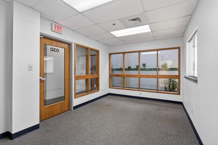 300 W Washington Avenue #030, Jackson, MI 49201