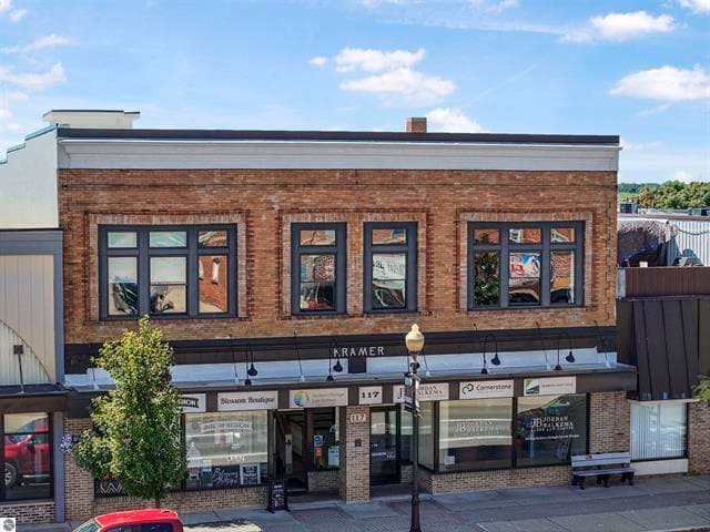 117 N Mitchell Street, Cadillac, MI 49601