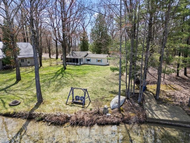 8982 W School Section Lake Drive, Mecosta, MI 49332