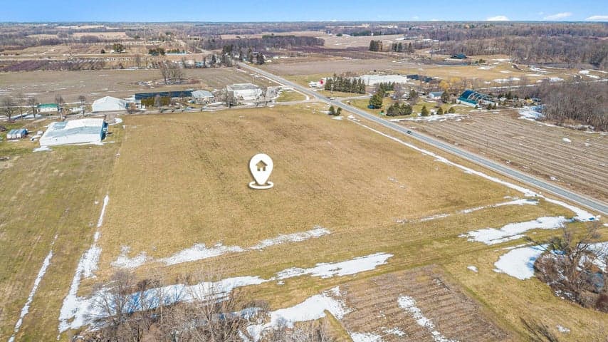 W Eureka Road, Eau Claire, MI 49111