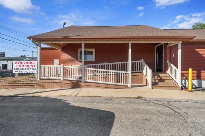 113 S East Ave Avenue, Jackson, MI 49201