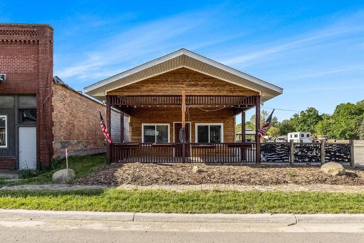 5610 109th Avenue, Pullman, MI 49450