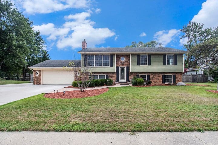3740 Piute Drive SW, Grandville, MI 49418
