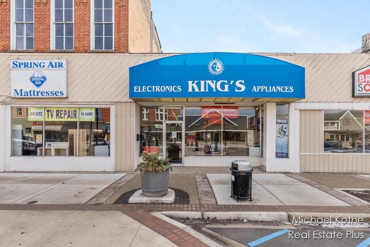 130 W State Street, Hastings, MI 49058