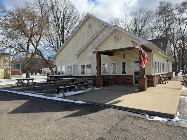 111 W Michigan Avenue, Augusta, MI 49012