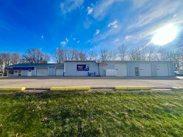 317 W Chicago Street, Jonesville, MI 49250