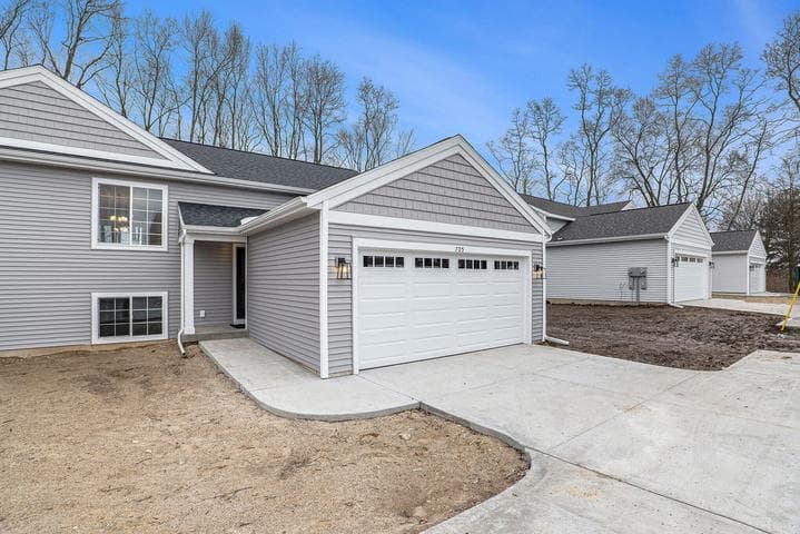215 S Broadway Street, Middleville, MI 49333