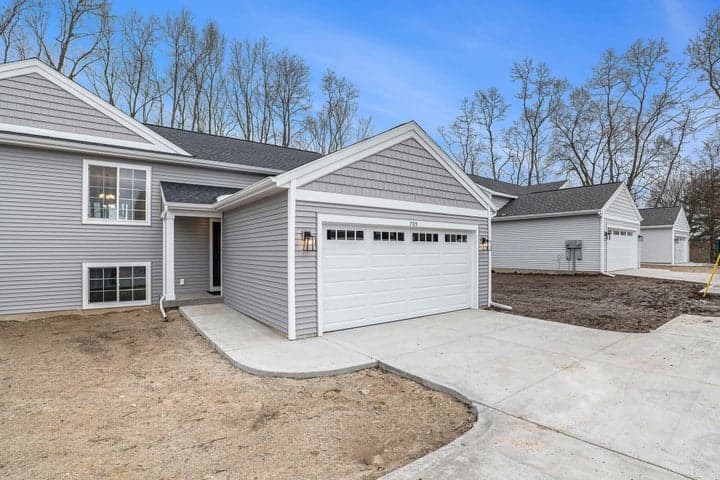 215 S Broadway Street, Middleville, MI 49333